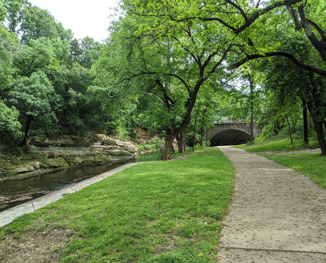 Turtle Creek Trail – Dallas Running Trails