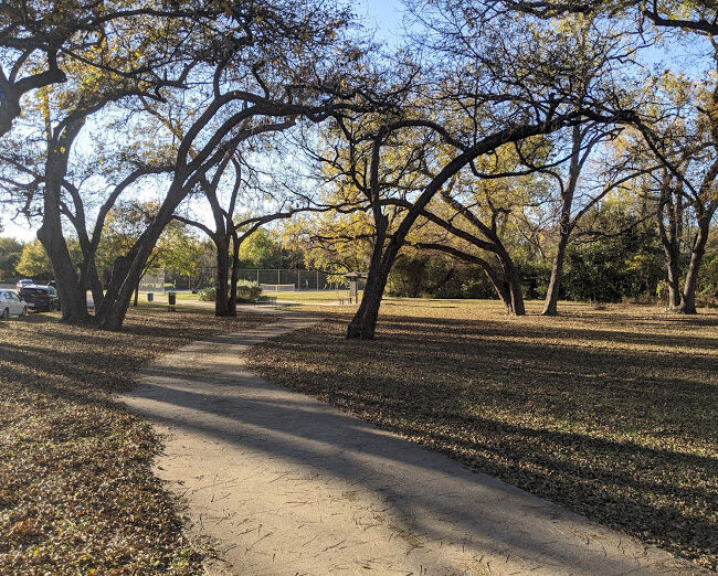 Coombs Creek Trail – Dallas Running Trails